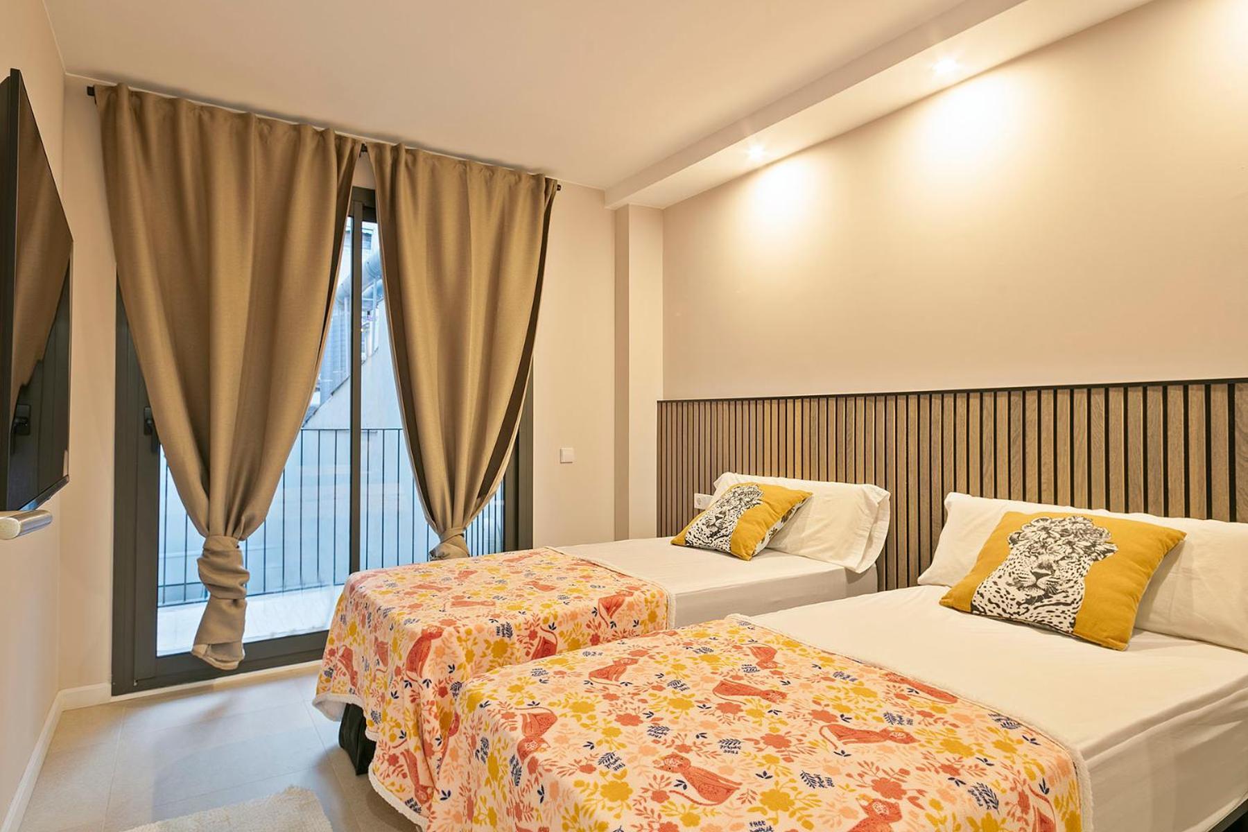 Your Home - Camp Nou Apartment لوسبيتاليت دي يوبريغات المظهر الخارجي الصورة