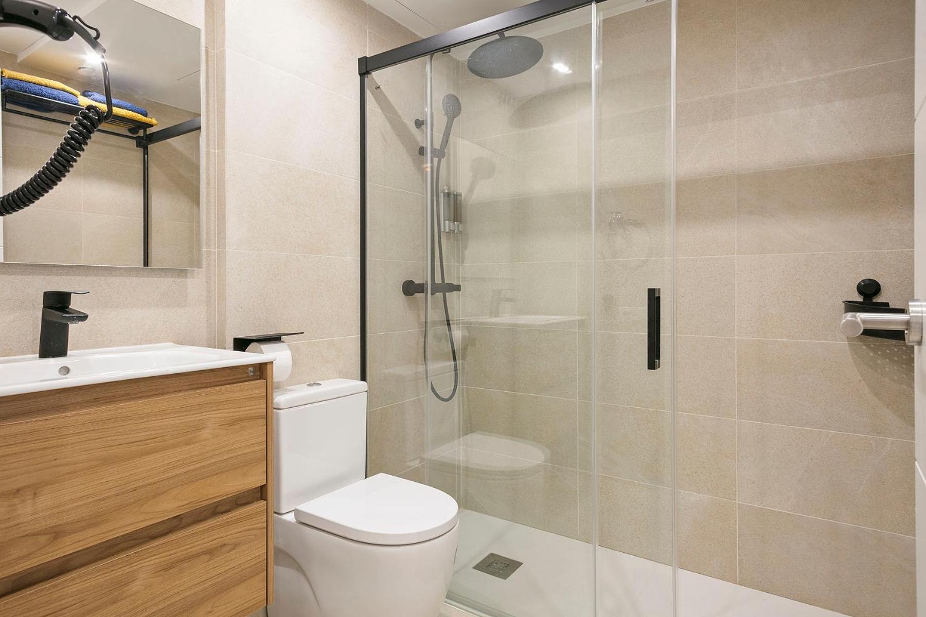 Your Home - Camp Nou Apartment لوسبيتاليت دي يوبريغات المظهر الخارجي الصورة